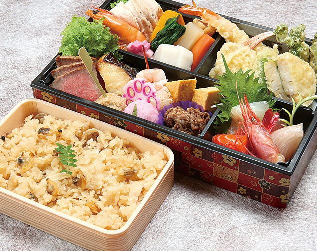 椿屋の持ち帰り用の弁当