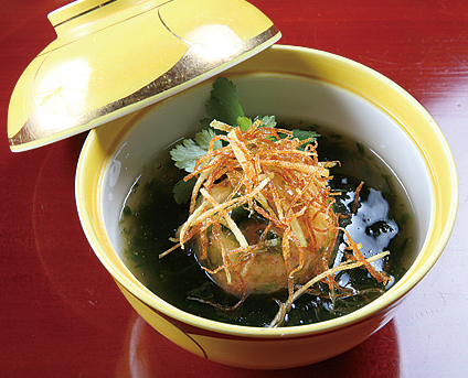 廣寿司の新じゃがいも饅頭 青海苔餡かけ