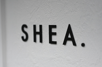 SHEAのロゴ