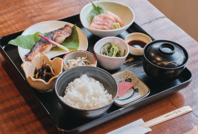 再びその扉を開いた、〈御箸処いなほ〉へ。