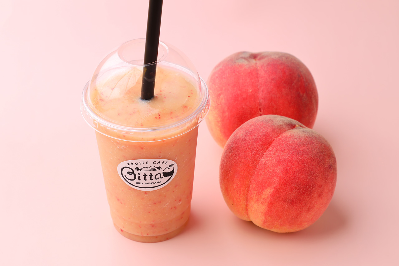 飛騨桃のスムージー 900円