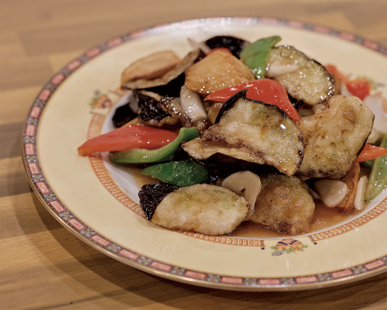 ジャガイモ・ナス・ピーマンの香味炒めの写真