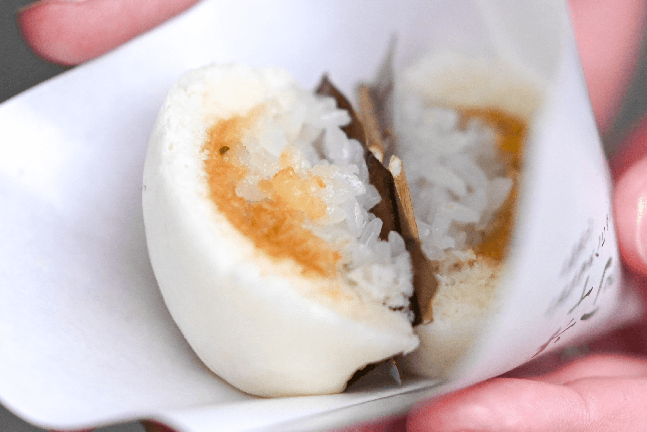 和菓子とカフェ 飛騨大井屋 朴葉味噌まんじゅう「朴包(ほおほう)」