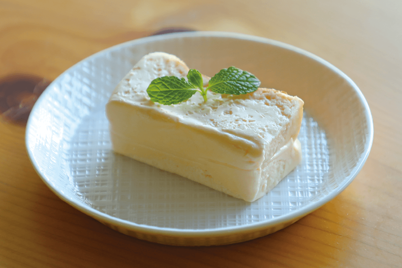 ヨーグルトケーキ 450円