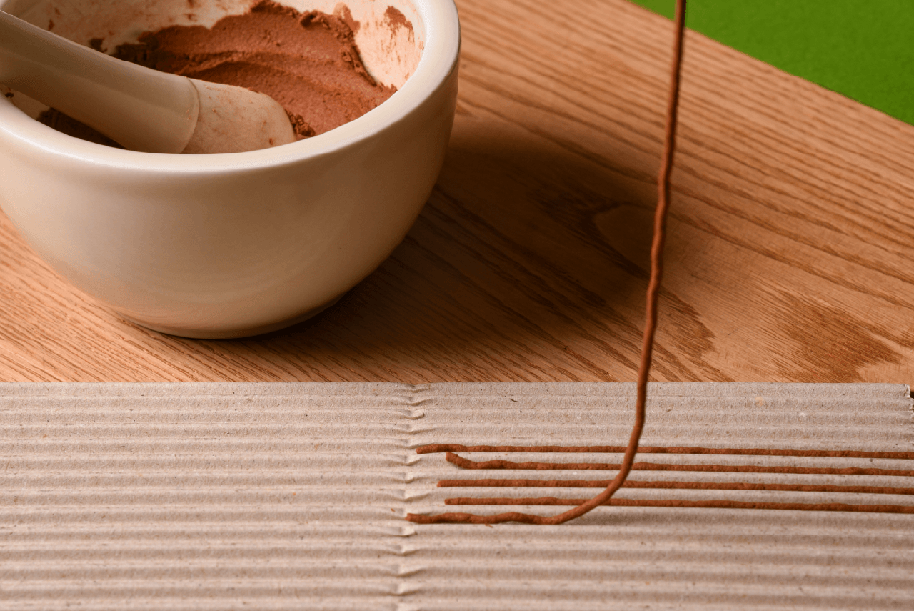 和クラフトワークカフェ 茶香房 ひより　線香作り