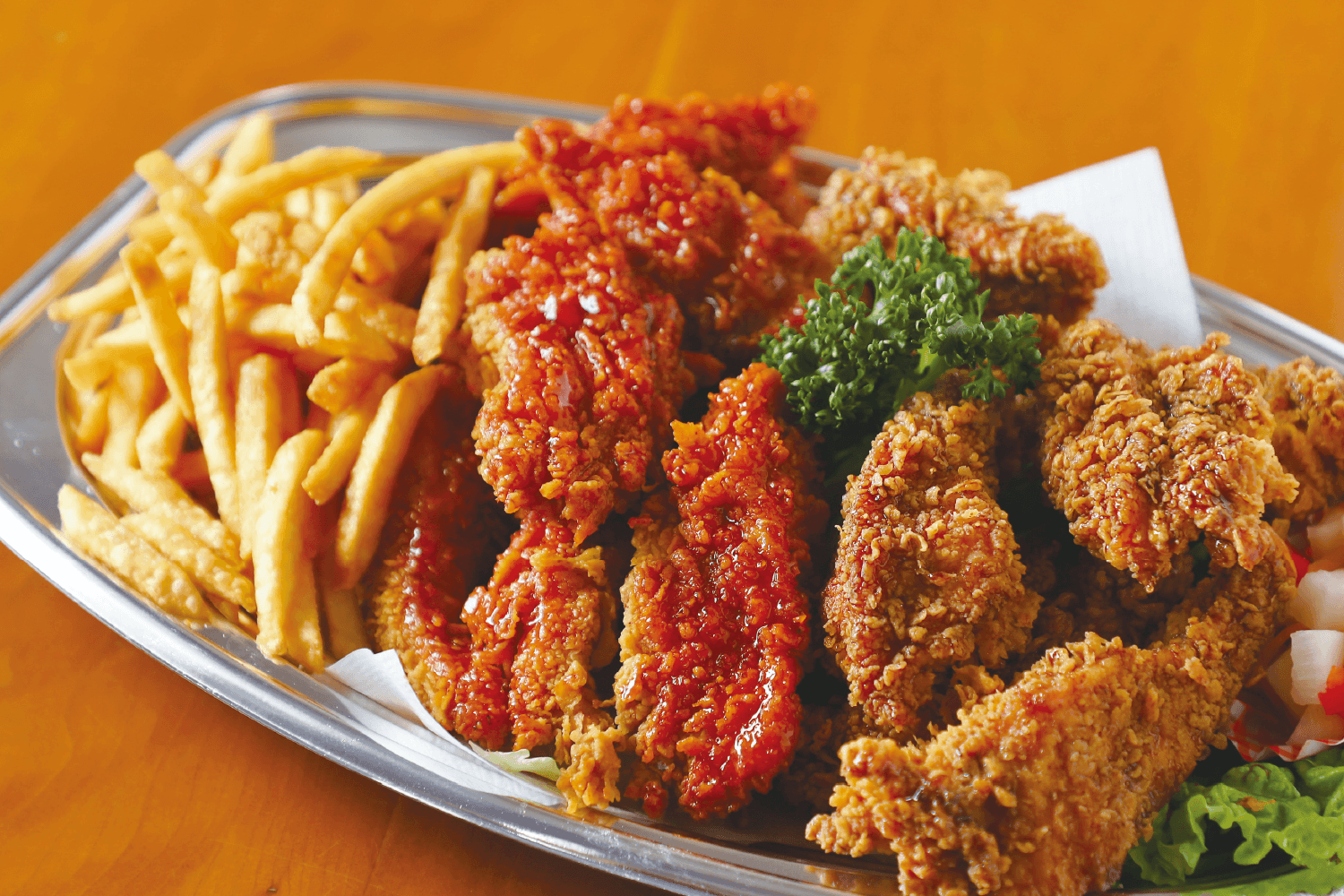 ラスリーズ　ヤンニョムチキンのオードブル