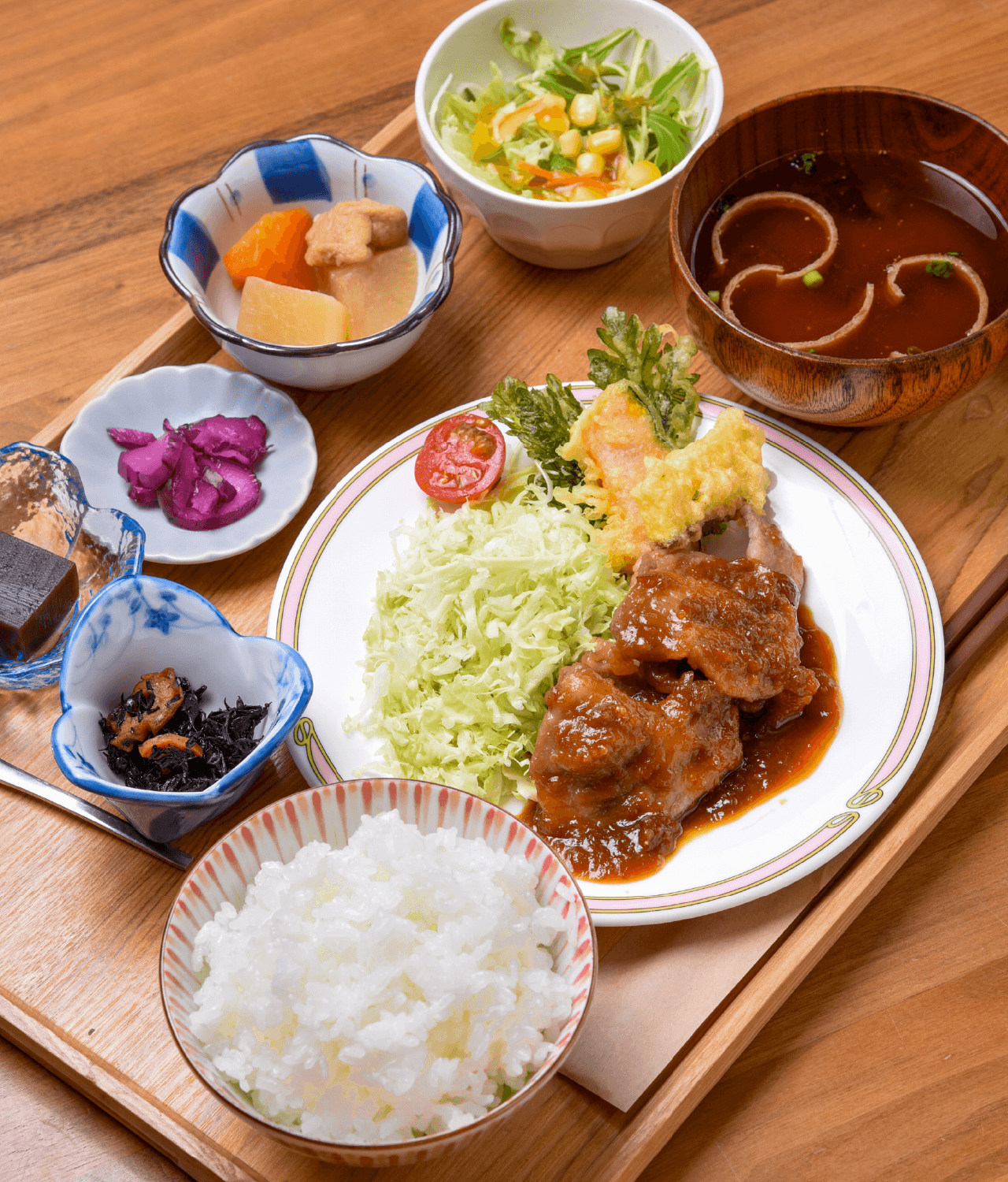 CAFE&SHOP 和仁の蔵　定食