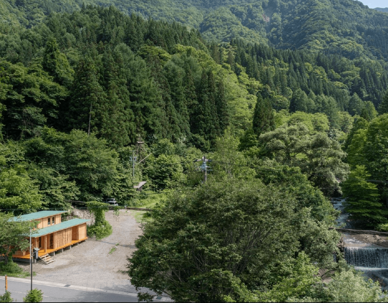 福地温泉 来福の森　自然に囲まれた空間