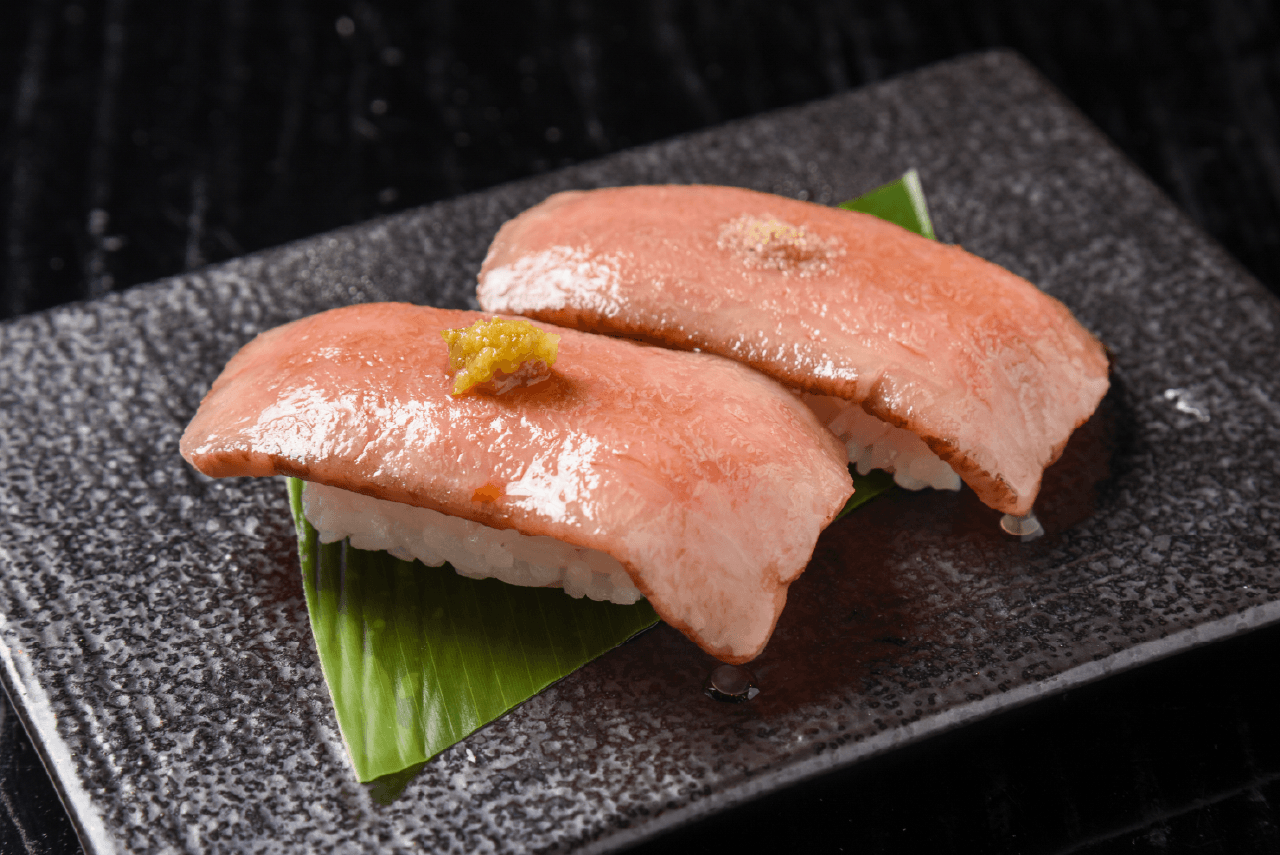 飛騨牛すきやき しゃぶしゃぶ 中橋わかちやの飛騨牛握り寿司二貫セット