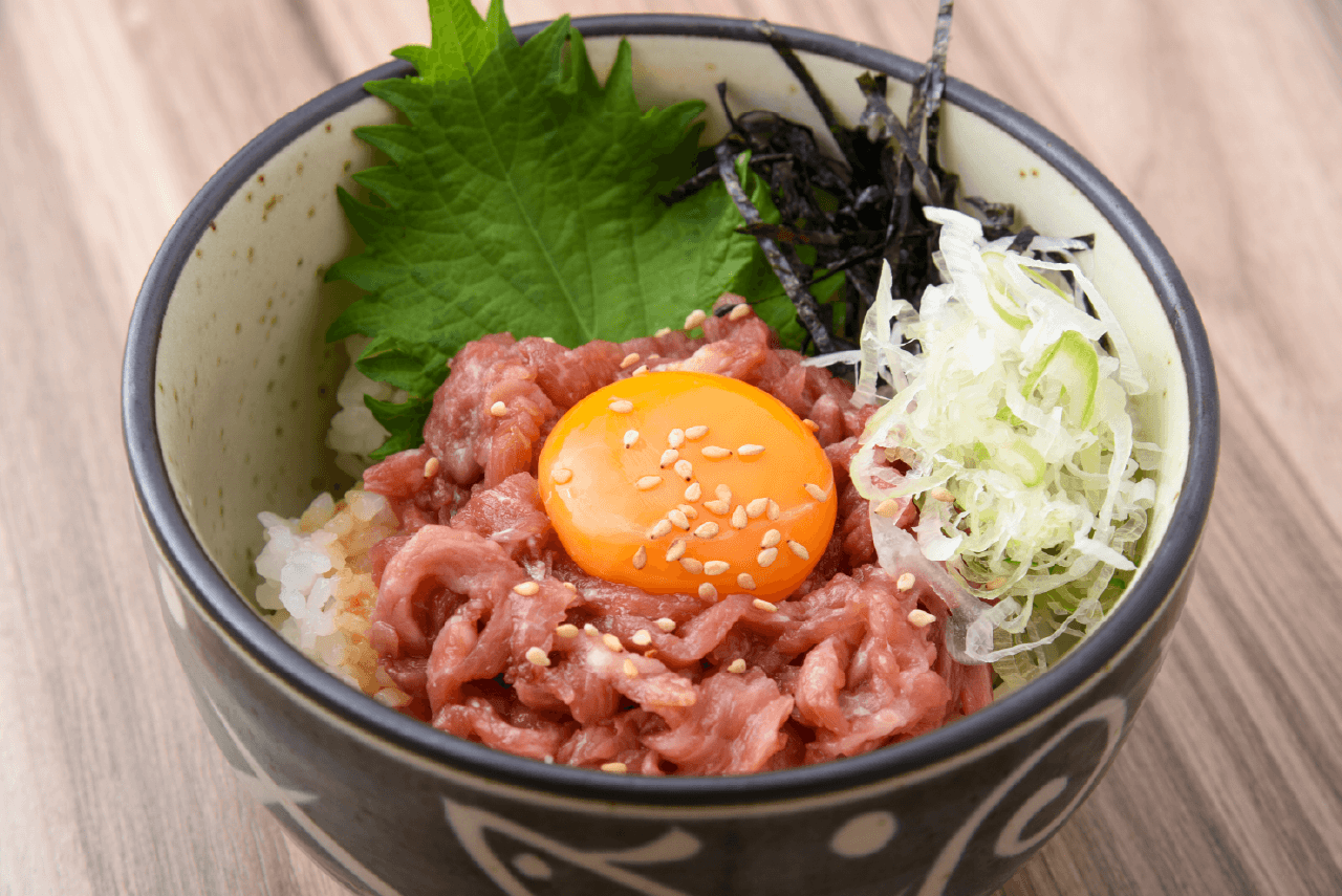 焼肉和牛将軍の飛騨牛ユッケ丼