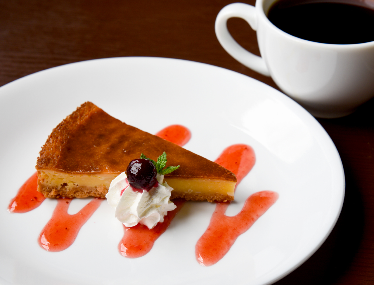 チーズケーキなどのスイーツもあり。コーヒーが合う～!