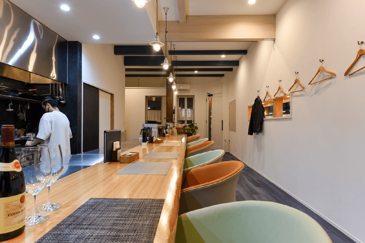 Comptoir mieuxのシェフの調理姿