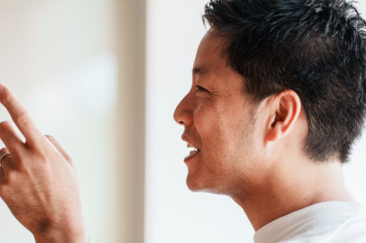 意志を語るなら、裸の言葉にも下駄を履いてもらう