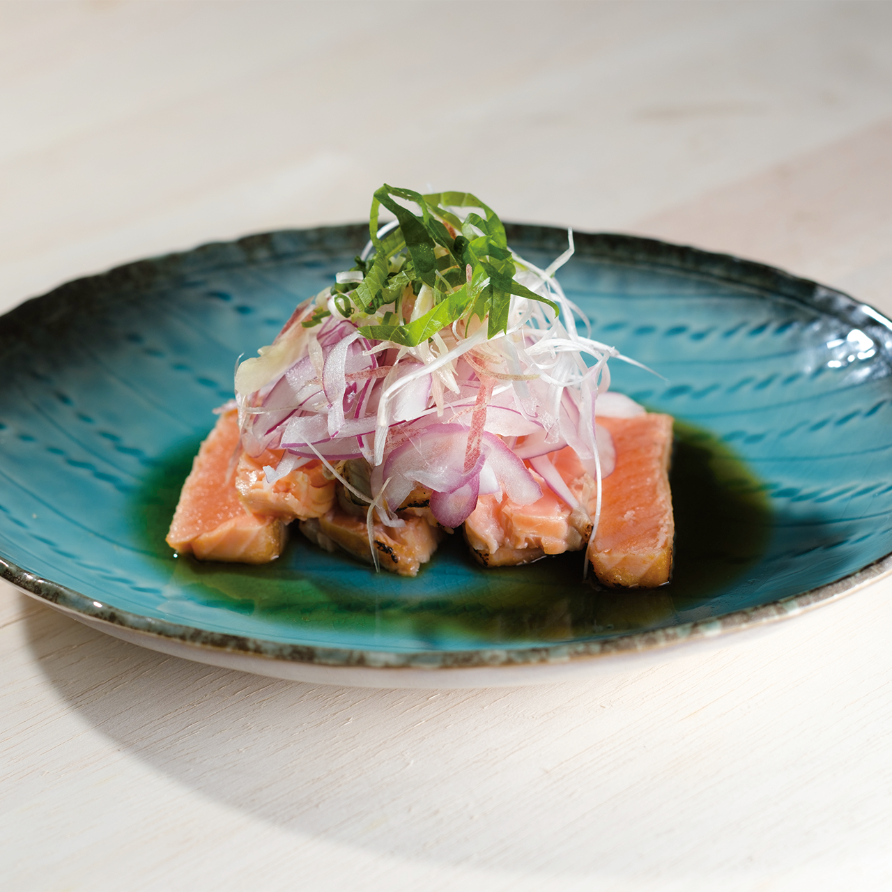 全国の美味しメニューを、 吟味された飛騨の食材で。