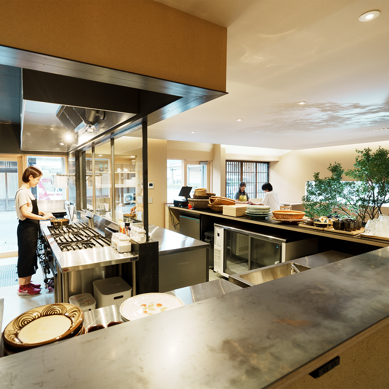 食堂喫茶どやな